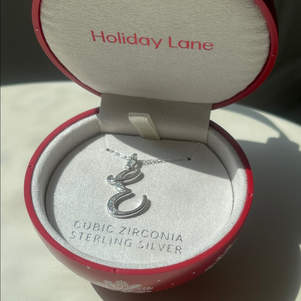Macys Holiday Lane E Cubic Zirconia Sterling Silver Necklace 30$